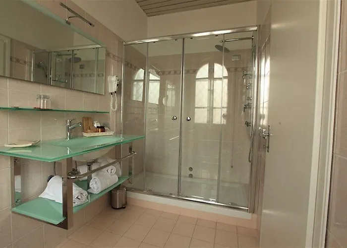 Pirandello Szálloda 3*