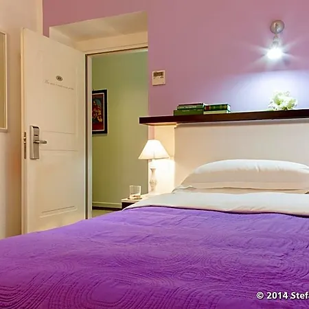Hotell Pirandello 3*