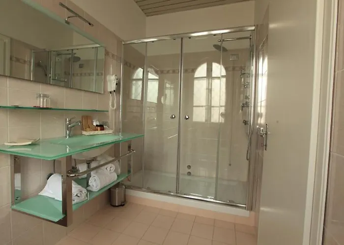 Hotell Pirandello 3*